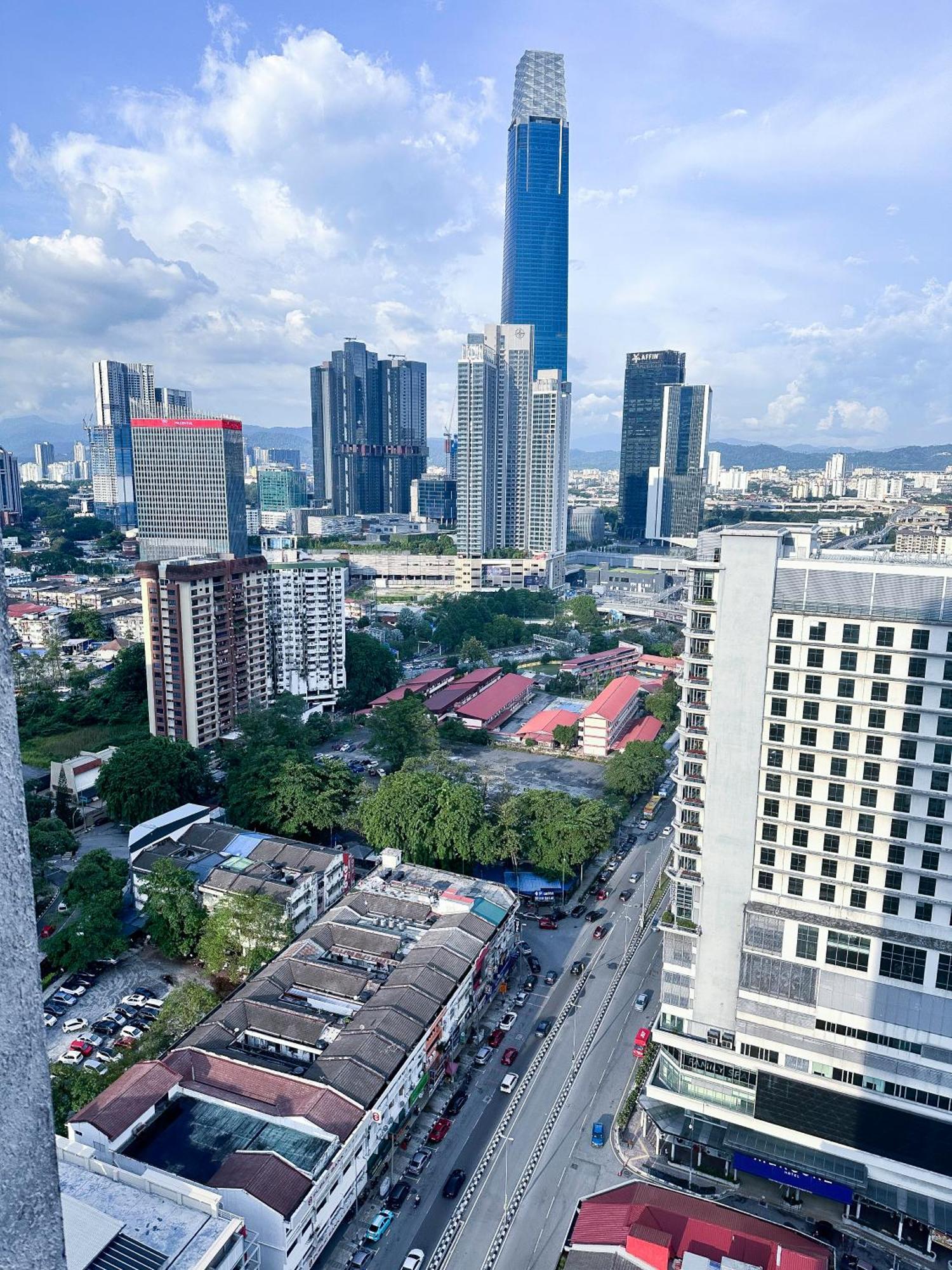 Taragon Bukit Bintang Pangsapuri *